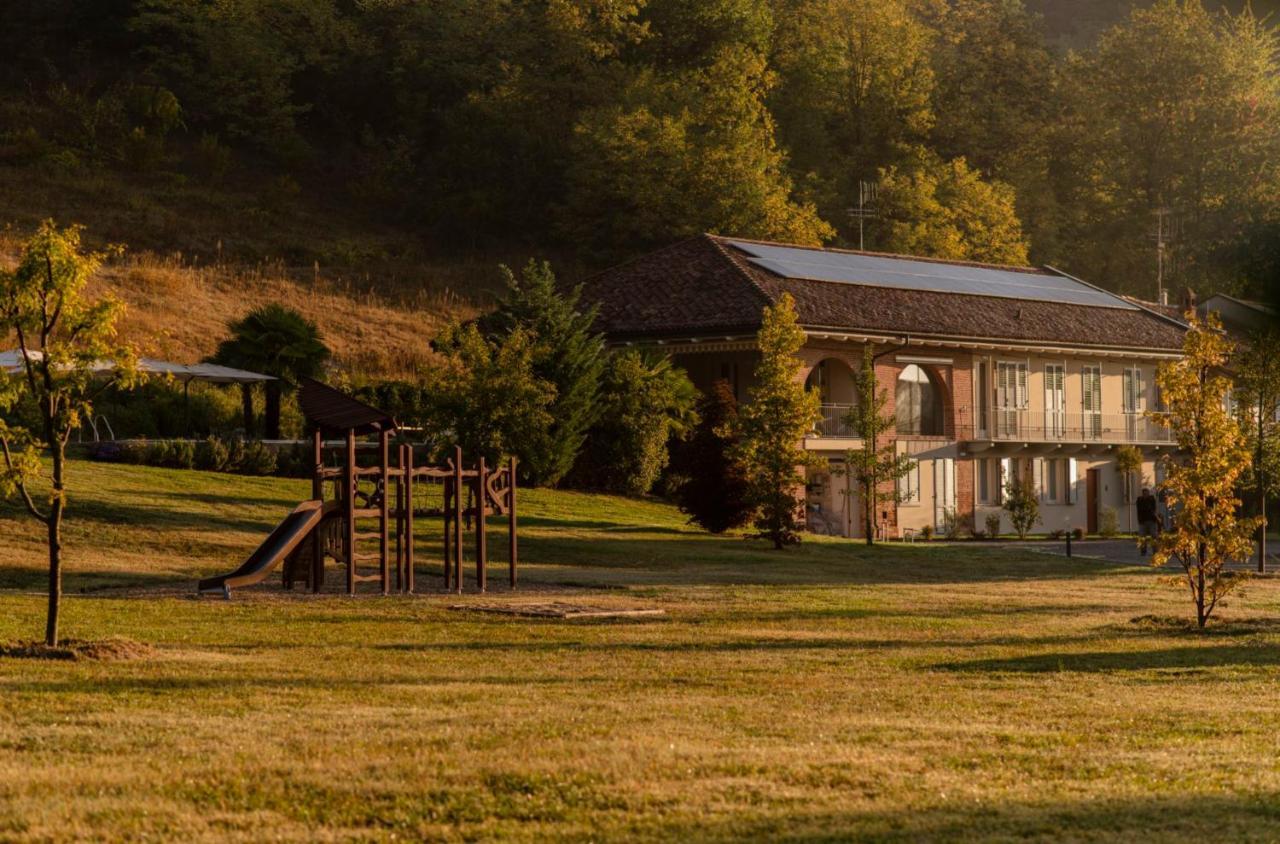 Parco Reala // Rural - Luxury - Rooms Corneliano d'Alba Exterior foto