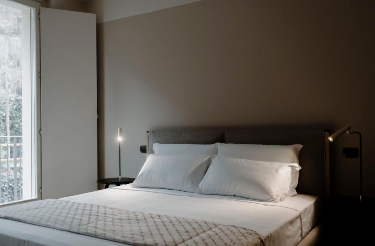 Parco Reala // Rural - Luxury - Rooms Corneliano d'Alba Exterior foto
