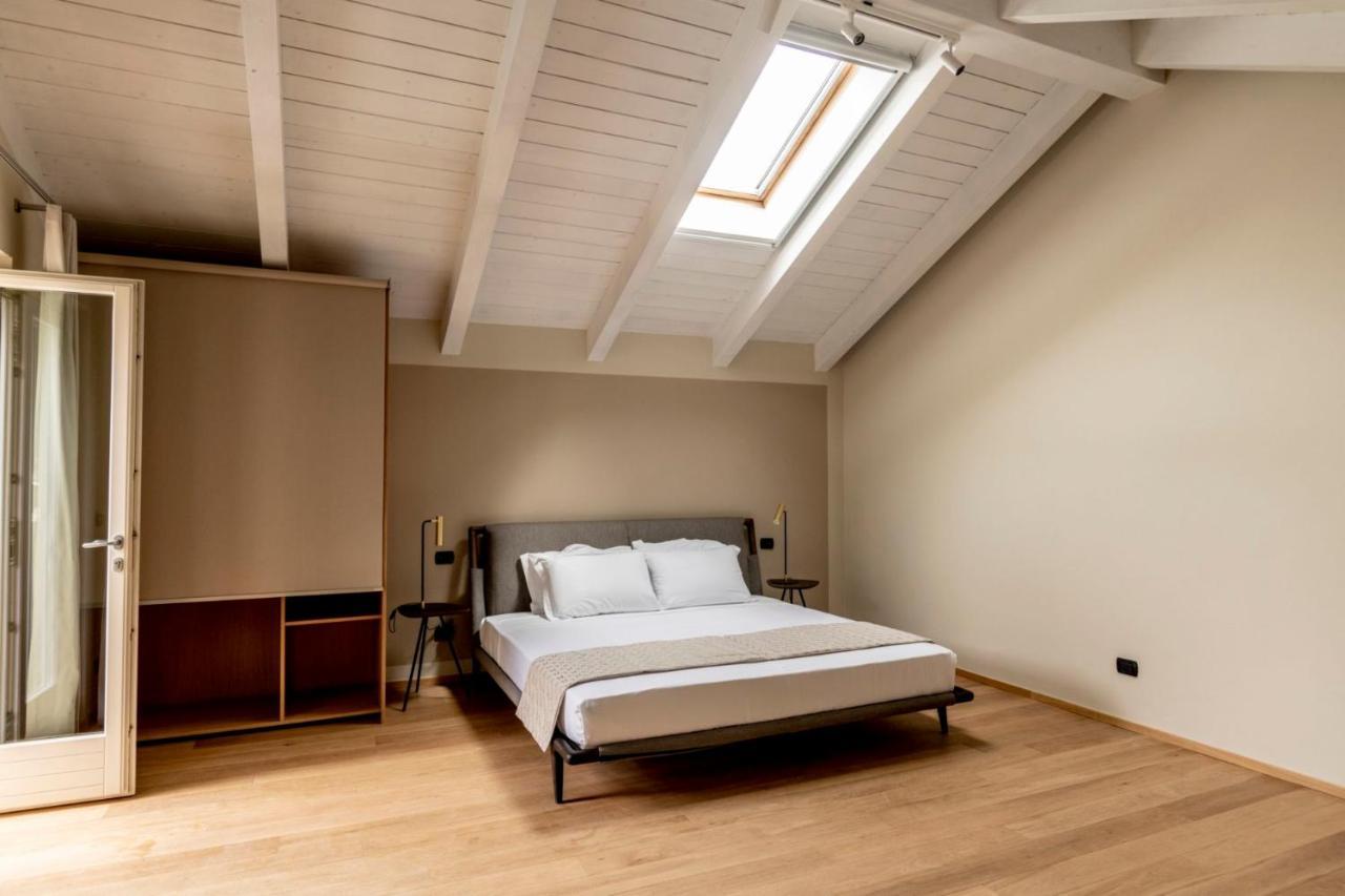 Parco Reala // Rural - Luxury - Rooms Corneliano d'Alba Exterior foto