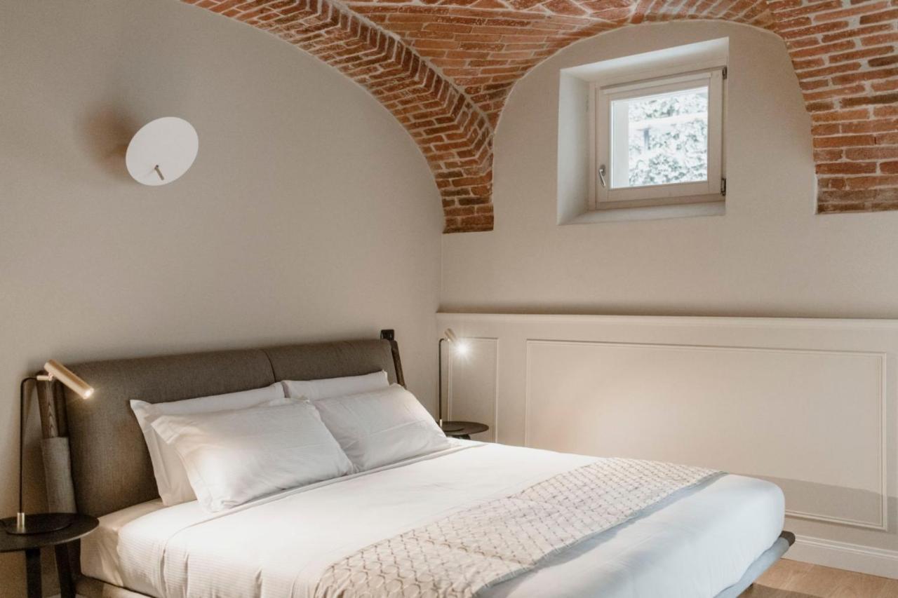 Parco Reala // Rural - Luxury - Rooms Corneliano d'Alba Exterior foto